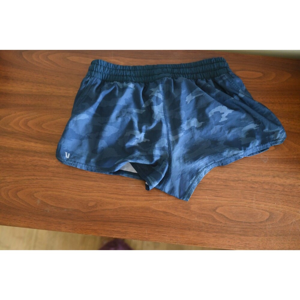 Vuori Clementine Shorts Size Medium Dark Camo Lined VW304 Zip Pocket Drawstring - Picture 3 of 7